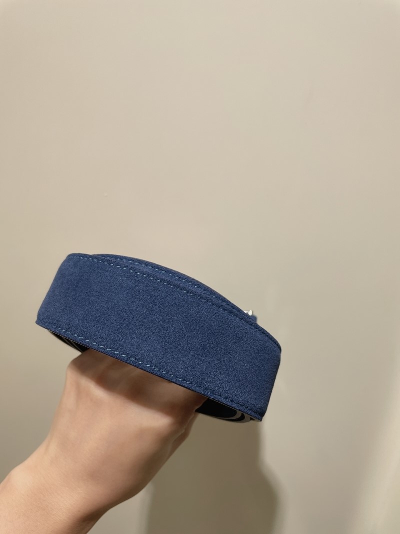 L0r0 P1ana belts